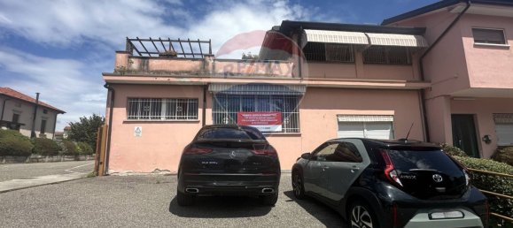 1050m² Warehouse in Varese, Italy No. 262159 17