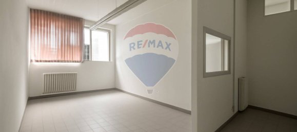 1050m² Warehouse in Varese, Italy No. 262159 15