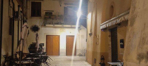 3 Schlafzimmer Wohnung in Sant'Agata de' Goti, Italy, Nr. 342907 8