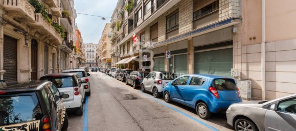 3 Schlafzimmer Wohnung in Bari, Italy, Nr. 117029 23