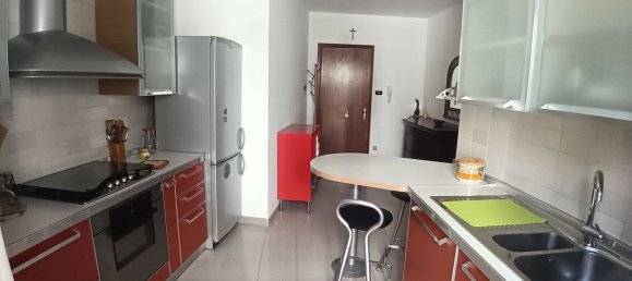 4 bedrooms Duplex in Potenza, Italy No. 315946 9