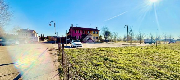 670m² Land in Mestrino, Italy No. 117127 4