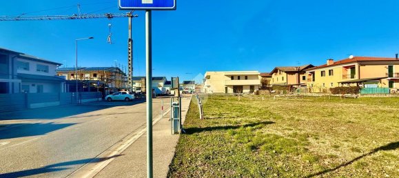 670m² Land in Mestrino, Italy No. 117127 6