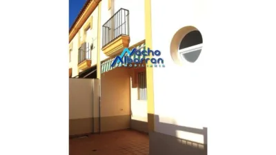 3 bedrooms Townhouse in Badajoz, Spain No. 156031