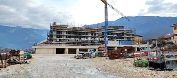 Квартира с 3 комнатами в Тренто, Италия № 37875 3