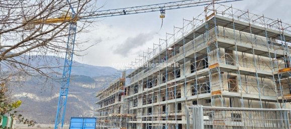 Квартира с 3 комнатами в Тренто, Италия № 37875 2