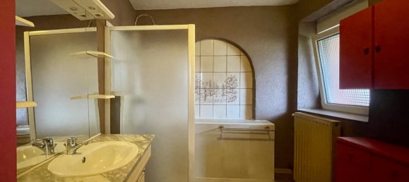 3 bedrooms House in Crehange, France No. 157358 13