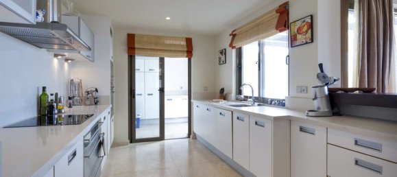 Penthouse T3 em Estepona, Spain N.º 148205 6