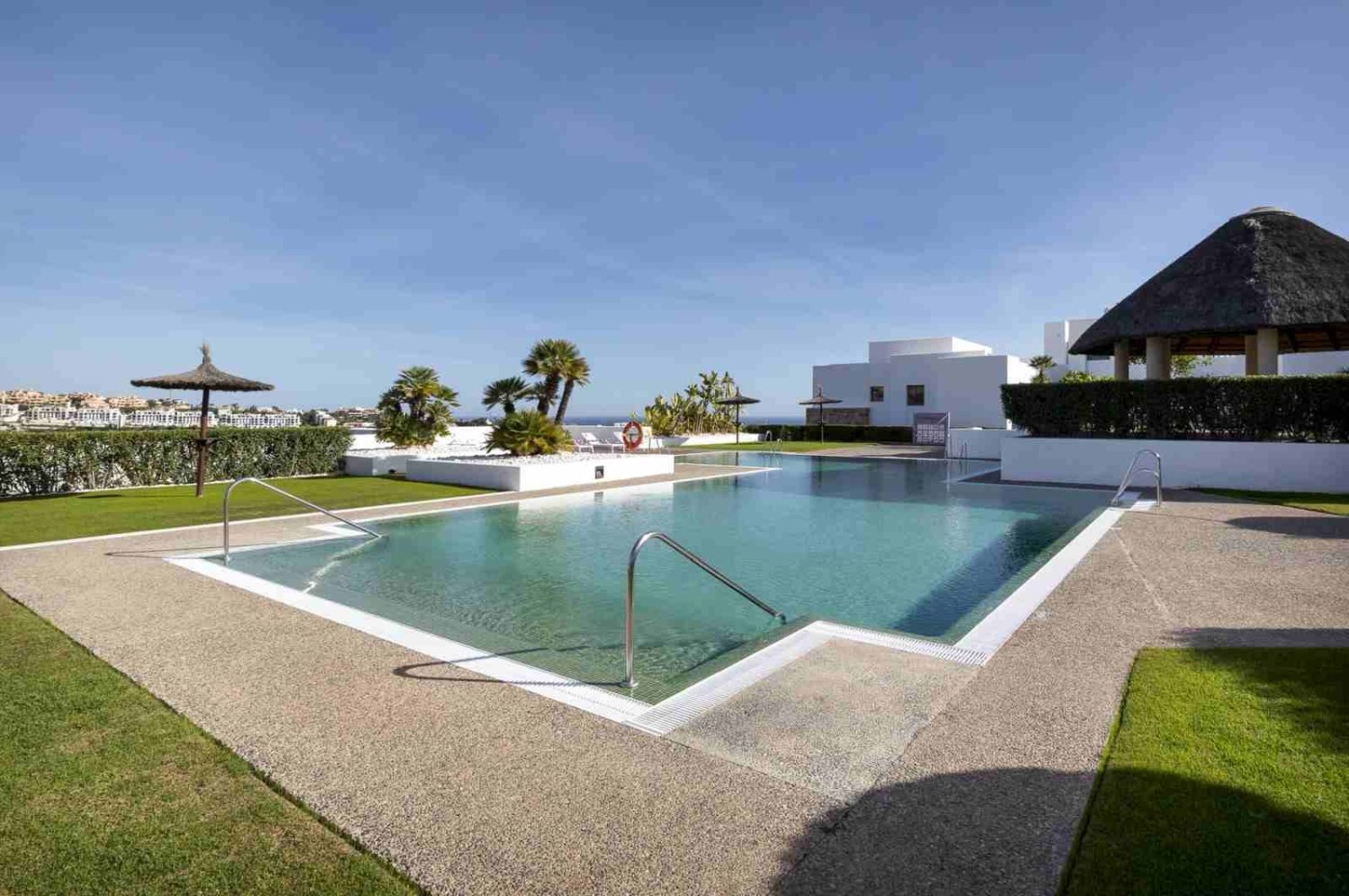 Penthouse T3 em Estepona, Spain N.º 148205