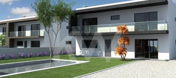 4 Schlafzimmer Haus in Corroios, Portugal, Nr. 59996 17