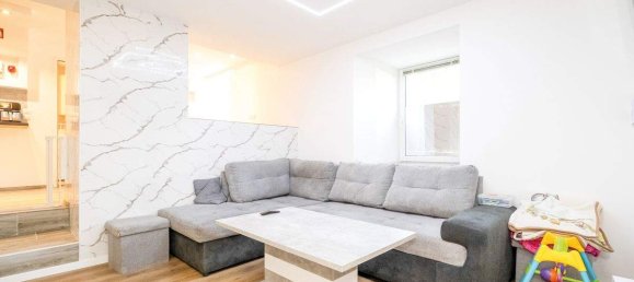 4غرفة شقة في Horsching, Austria رقم 143977 2