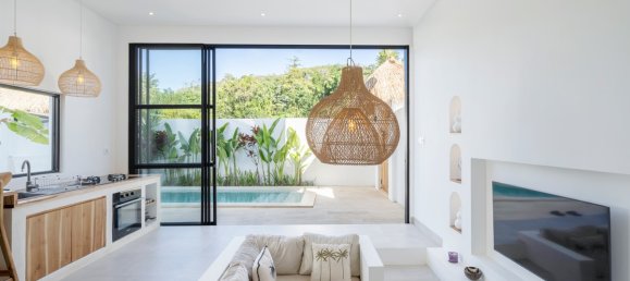 3 bedrooms Villa in Kuta, Indonesia No. 1905 12