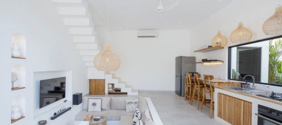 3 bedrooms Villa in Kuta, Indonesia No. 1905 11