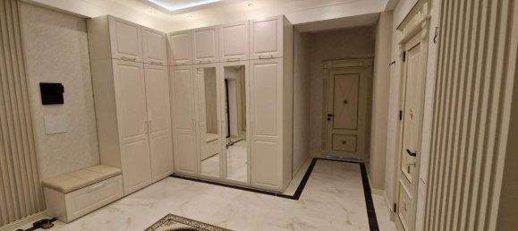 3 bedrooms Apartment in Khatay, Azerbaijan No. 1440 5