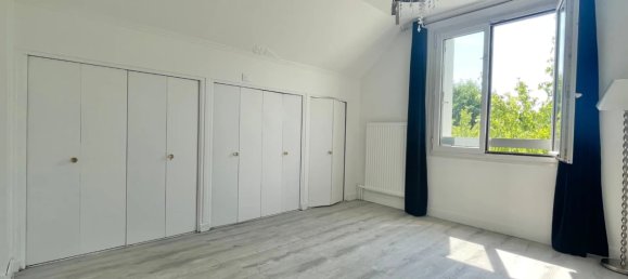 3 bedrooms Apartment in Noisy-le-Grand, France No. 177769 7