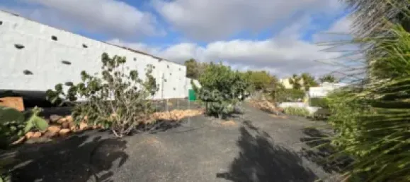 3 bedrooms House in La Oliva, Spain No. 170129 6