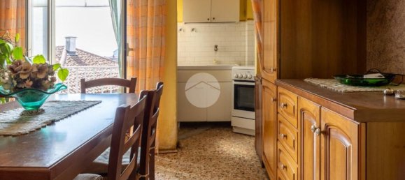 3 rooms Apartment in Chieri, Italy No. 265956 9