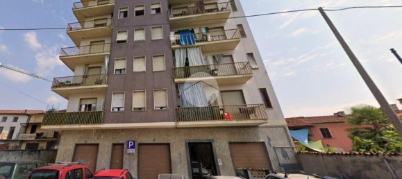3 rooms Apartment in Chieri, Italy No. 265956 17