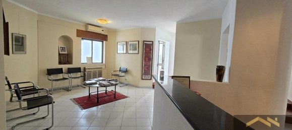 2 bedrooms Commercial property in Carvoeiro, Portugal No. 9305 3