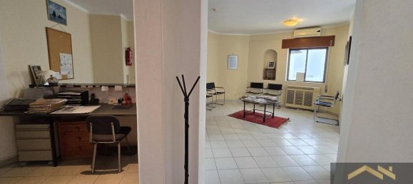 2 bedrooms Commercial property in Carvoeiro, Portugal No. 9305 6