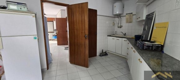 2 bedrooms Commercial property in Carvoeiro, Portugal No. 9305 12