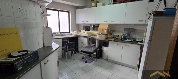 2 bedrooms Commercial property in Carvoeiro, Portugal No. 9305 11