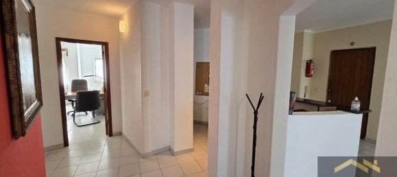 2 bedrooms Commercial property in Carvoeiro, Portugal No. 9305 7