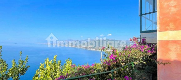 2 Schlafzimmer Wohnung in Camogli, Italy, Nr. 142912 33