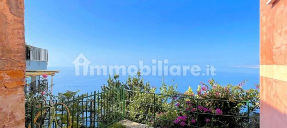 2 Schlafzimmer Wohnung in Camogli, Italy, Nr. 142912 30