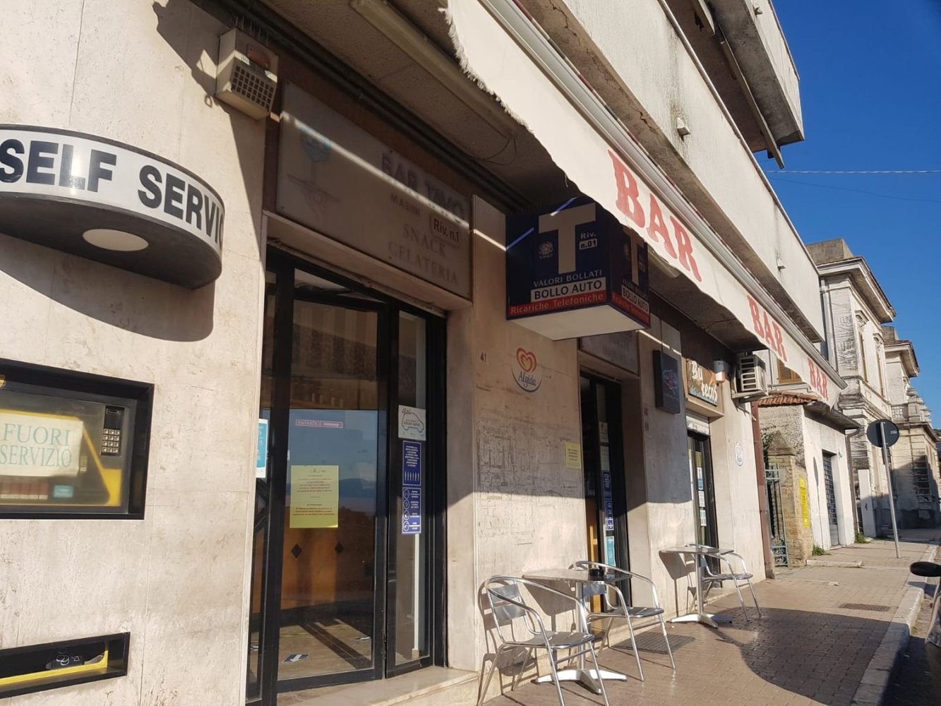  عقار تجاري في Cappelle sul Tavo, Italy 100متر مربع رقم 278523