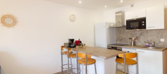 2-salle Appartement à Casaglione, France No. 302488 3