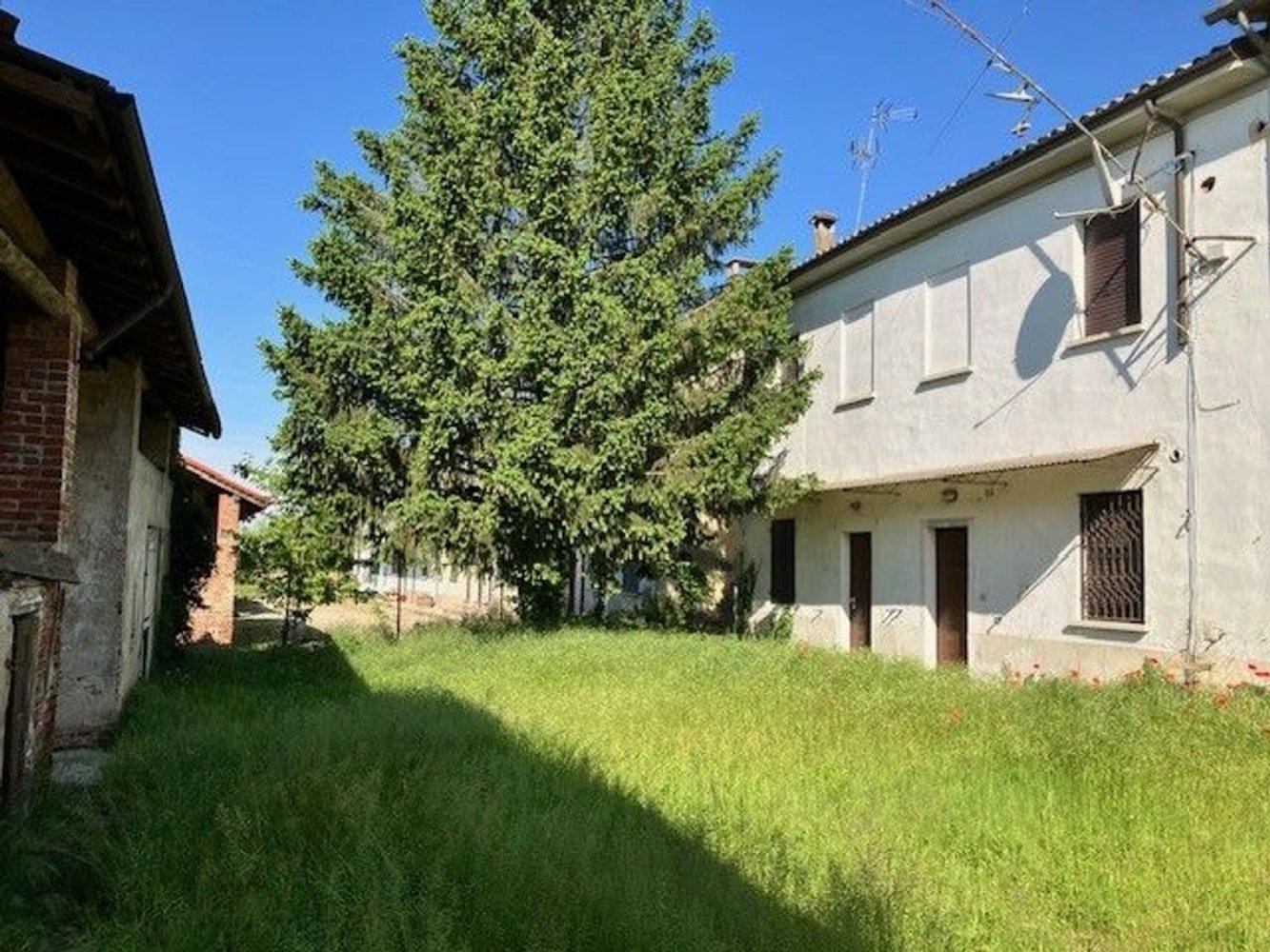 6 Schlafzimmer Haus in Galliavola, Italy, Nr. 359520