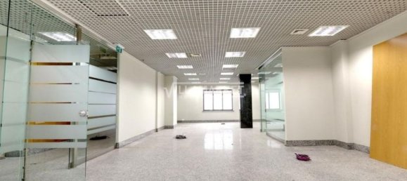 420m² Commercial property in Pombal, Portugal No. 90287 4