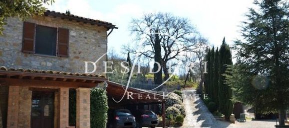 3 bedrooms House in Orvieto, Italy No. 47396 4