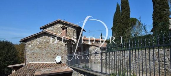 3 bedrooms House in Orvieto, Italy No. 47396 6
