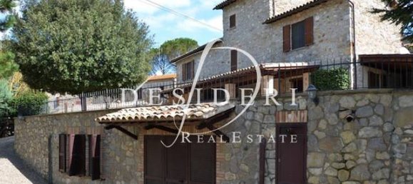 3 bedrooms House in Orvieto, Italy No. 47396 3