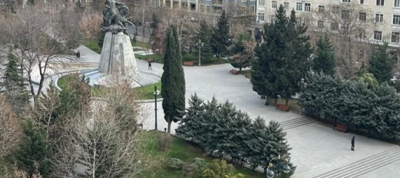 4 bedrooms Apartment in Nasimi, Azerbaijan No. 1322 21