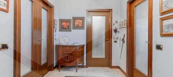 4غرفة شقة في San Donato Milanese, Italy رقم 22817 3