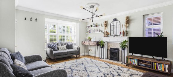 4 Schlafzimmer Haus in Egham, United Kingdom, Nr. 8655 2