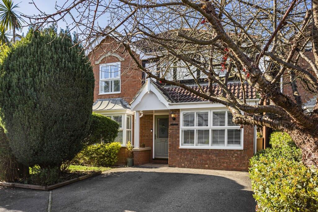 4 Schlafzimmer Haus in Egham, United Kingdom, Nr. 8655