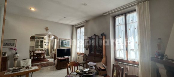 2 bedrooms Apartment in Florence, Italy No. 11718 18