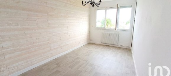 1 bedroom Apartment in Chateauroux, France No. 220080 9