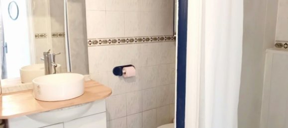 1 bedroom Apartment in Chateauroux, France No. 220080 8