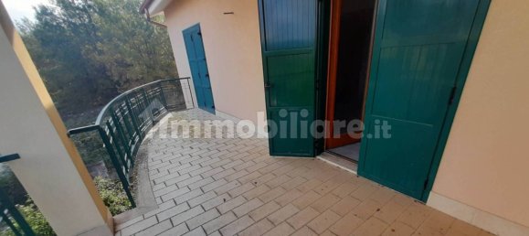 2 bedrooms Villa in Vinchiaturo, Italy No. 142554 4