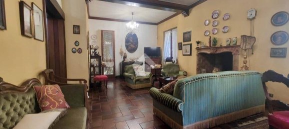 Вилла с 5 спальнями в Мантуя, Италия № 305964 28