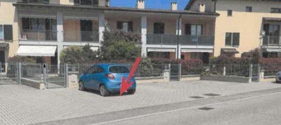 5 rooms Apartment in Ponte dell'Olio, Italy No. 309386 3