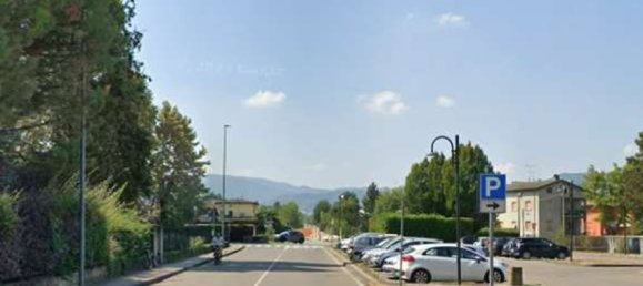 5 rooms Apartment in Ponte dell'Olio, Italy No. 309386 5