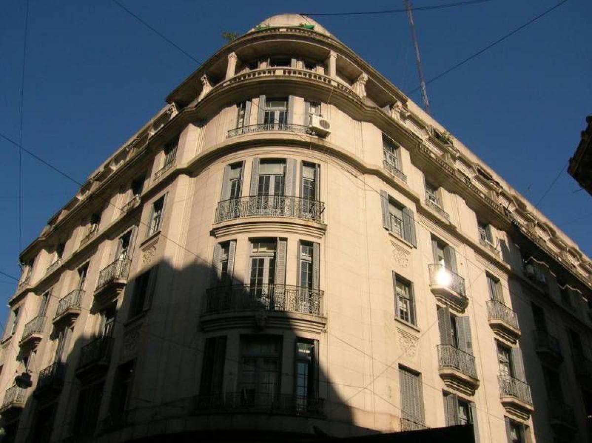 741m² Office in Buenos Aires, Argentina No. 106040
