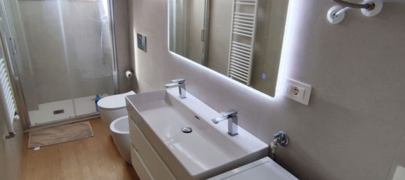 Apartamento de 3 dormitorios en Milan, Italy No. 364970 22