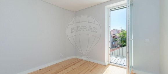 2 bedrooms Apartment in Lisbon, Portugal No. 70392 15